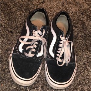 OLD SKOOL VANS🖤🖤OFFER SOMETHING ❤️